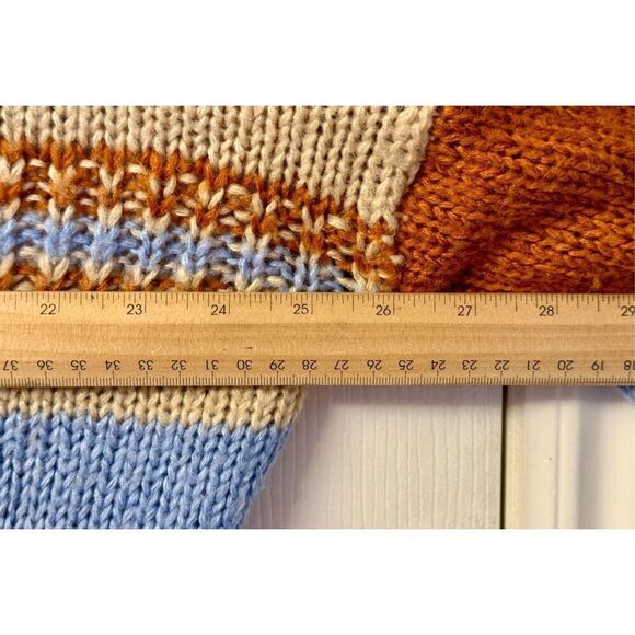 Fantastic Fawn Comfy Soft Striped V-Neck Lightweight Sweater Women’s Large - Picture 11 of 11